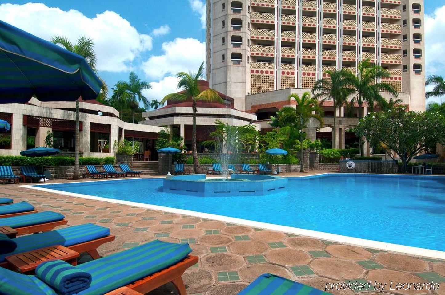 Hotel Hilton Yaoundé Facilidades foto